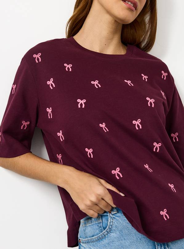 Dark Red Christmas Bow Boxy Tee XS
